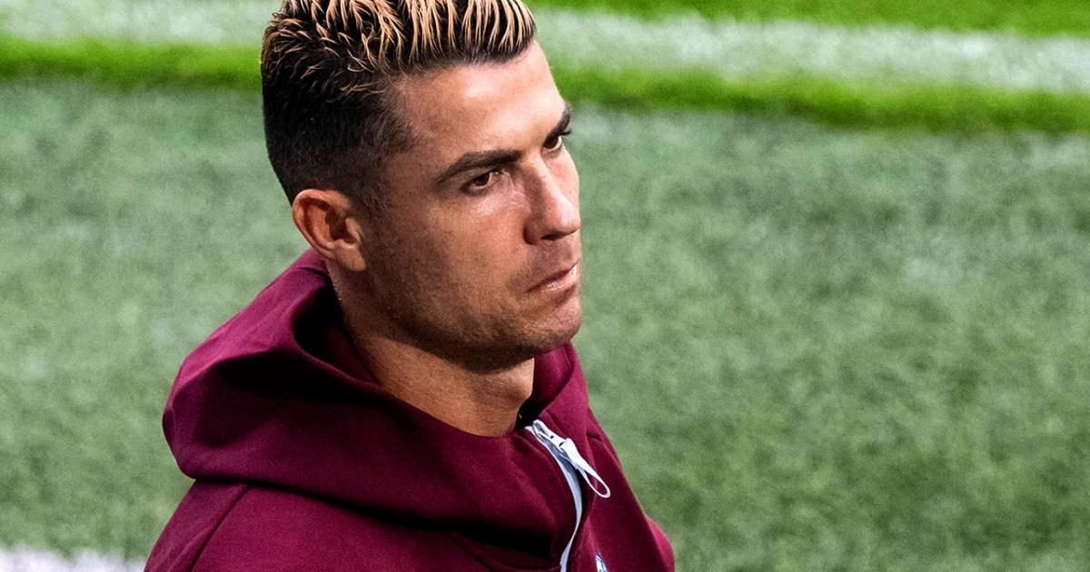 رونالدو يغادر معسكر تدريب البرتغال وسط تساؤلات