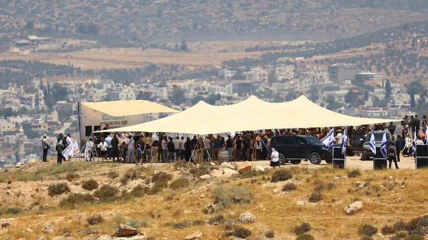 Israeli occupiers begin moving into new illegal settlement in occupied West Bank