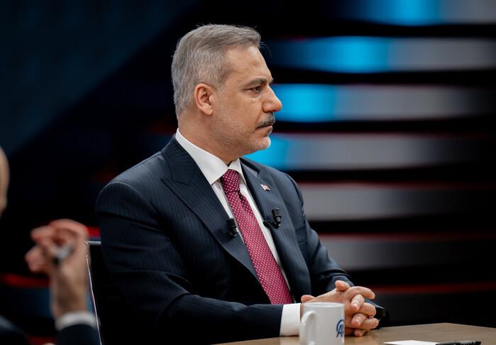 وزير الخارجية التركي يزور ليبيا في جولة رسمية