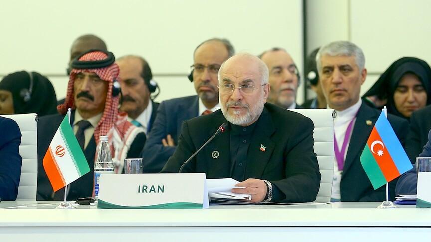قاليباف يدعو إيران والعراق لاستخدام العملات الوطنية لإلحاق ضربة بالدولار الأمريكي