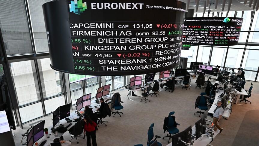 أسواق الأسهم الأوروبية تغلق متقلبة مع ترقب العقوبات الأمريكية على إيران