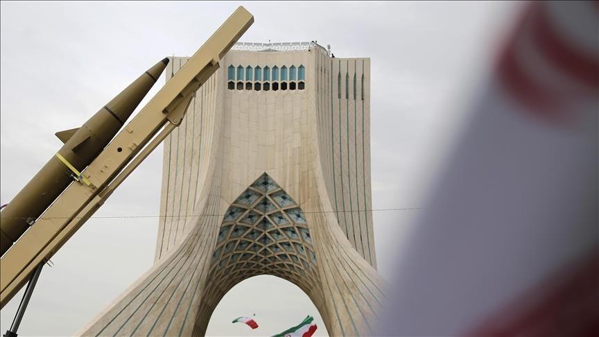 إيران تحذر من احتمال امتداد حرب مع أمريكا لتشمل البنية التحتية للطاقة